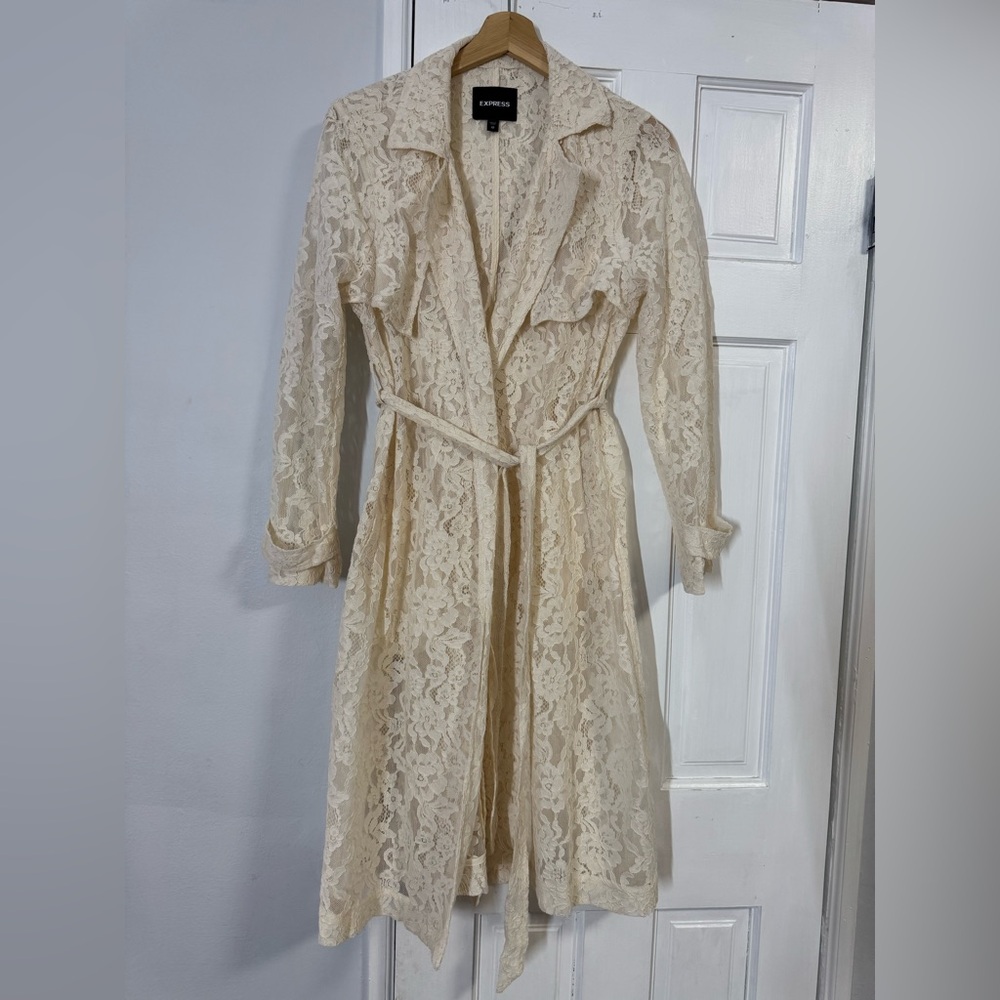 Express Cream Lace Robe Trench